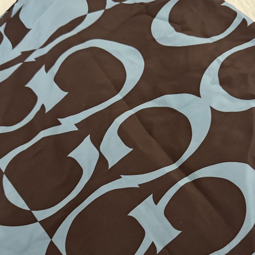 Gucci Blue and Brown silk scarf